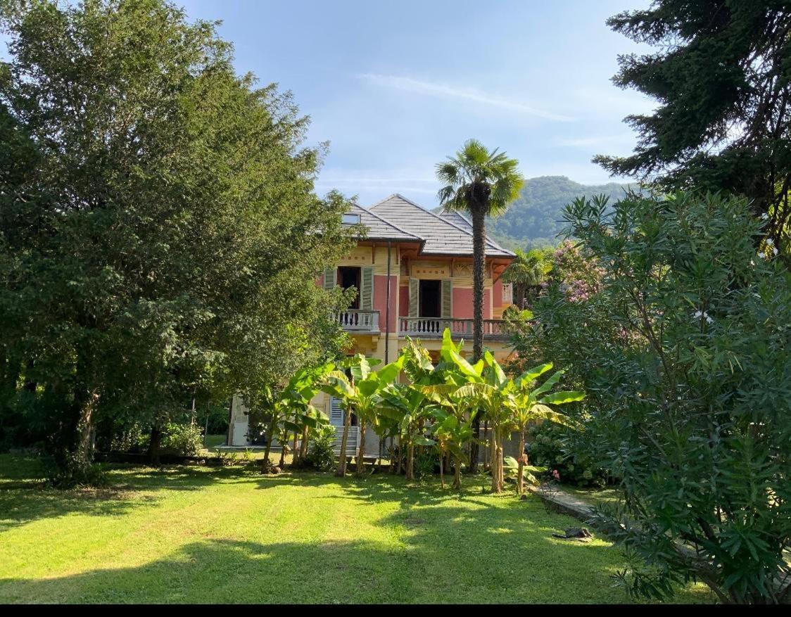 Villa Del Castanar Maccagno Bagian luar foto